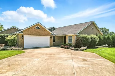 117 Clubhouse Circle, Shenango Township, PA 16159 - Photo 1