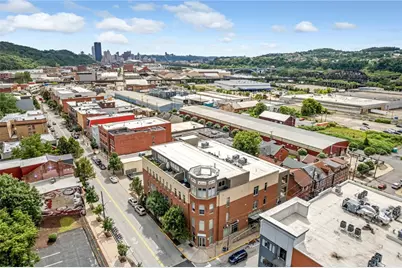 196 36th St #3G, Pittsburgh, PA 15201 - Photo 1