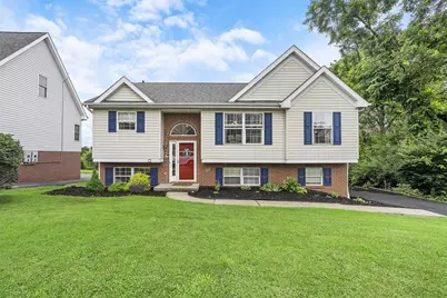 196 Oakbrook Cir, Banksville/Westwood, PA 15220 - Photo 1