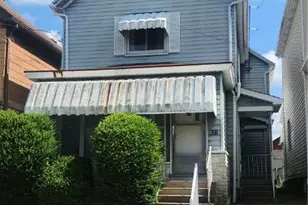 522 Longfellow St, Vandergrift, PA 15690 - Photo 1