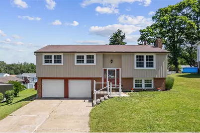 147 Ridgewood Dr, Economy, PA 15042 - Photo 1