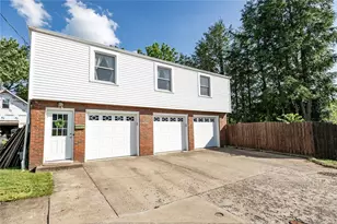 636 Barmore Ave, Grove City Boro, PA 16127 - Photo 1