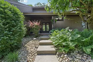 2044 Lake Marshall Dr, Pittsburgh, PA 15044 - Photo 1