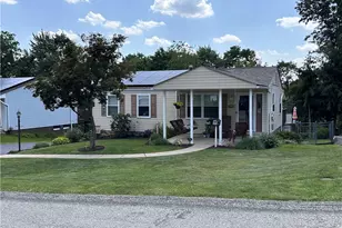 734 Vanderbilt Dr, Monroeville, PA 15146 - Photo 1