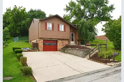 4095 Overlook St, South Park, PA 15129 - Photo 1