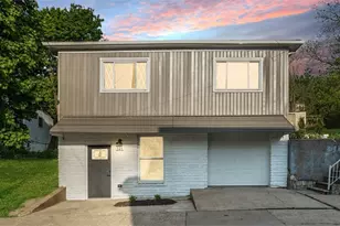 141 Center Ave, Burgettstown Boro, PA 15021 - Photo 1