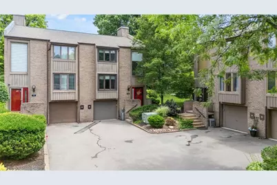 72 Pin Oak Ct, Ross Twp, PA 15237 - Photo 1