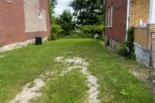 7330 Bennett St, Pittsburgh, PA 15208 - Photo 1