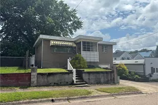 202 Hoeveler St, Springdale Boro, PA 15144 - Photo 1