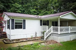 150 Peaceful Valley Rd, Washington Township, PA 16061 - Photo 1