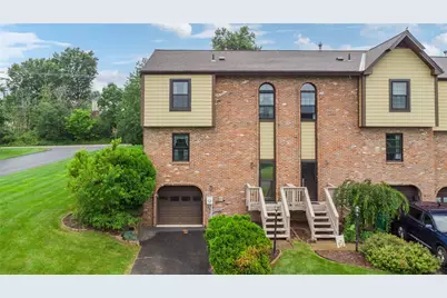 5045 Fountainwood Drive, Hampton, PA 15044 - Photo 1