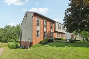 808 Glendale Ct, Cranberry Township, PA 16066 - Photo 1