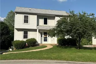 853 Emerald Dr, Pittsburgh, PA 15068 - Photo 1