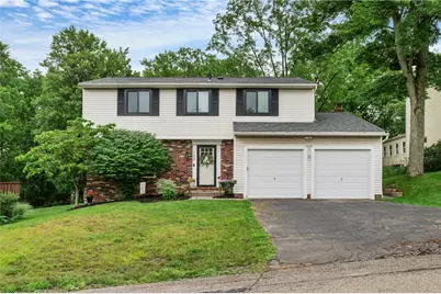 160 Walden Way, Imperial, PA 15126 - Photo 1