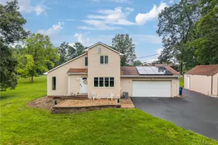 110 4 Seasons Ln, Irwin, PA 15642 - Photo 1