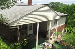 683 Grant Ave, Heidelberg, PA 15106 - Photo 1