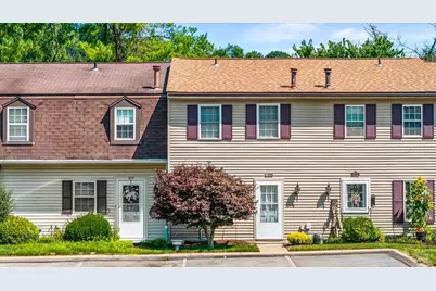 651 Newton Square, Moon/Crescent Twp, PA 15108 - Photo 1