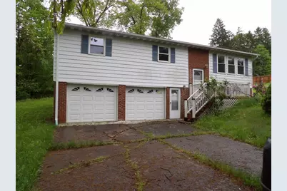 319 Robin Dr, Franklin, PA 16323 - Photo 1