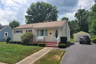 612 Elmwood Ave, Grove City Boro, PA 16127 - Photo 1