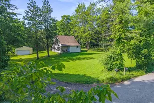 32 Spring Hill Ln, Shenango Township, PA 16101 - Photo 1