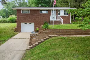 2082 Spooky Hollow Rd, Lower Burrell, PA 15068 - Photo 1