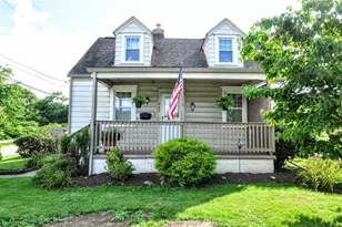 426 Stafford Ave, Collier Township, PA 15017 - Photo 1