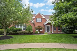 247 Erin Dr, Cranberry Township, PA 16066 - Photo 1