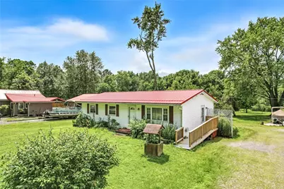 129 Shenango Park Rd, Pymatuning Township, PA 16154 - Photo 1