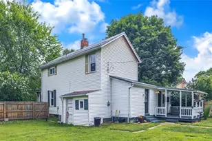 417 Portersville Rd, Perry Township, PA 16117 - Photo 1