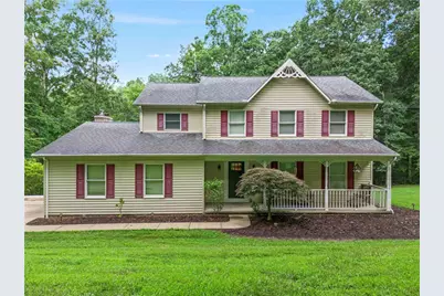 221 Urquhart Road, North Bethlehem, PA 15360 - Photo 1