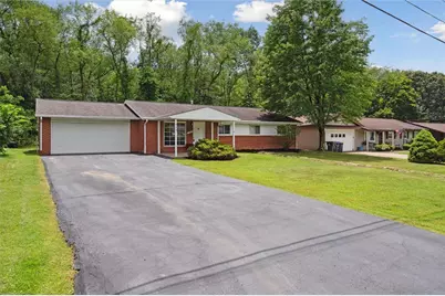 334 Byron Cir, Cranberry Township, PA 16066 - Photo 1