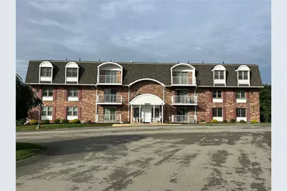 509 Clubhouse Dr, South Strabane, PA 15301 - Photo 1