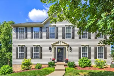 702 Williamsburg Ct, Cranberry Township, PA 16066 - Photo 1