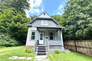 7 Point Pl, New Castle, PA 16105 - Photo 1