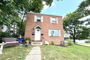 325 E Englewood Ave, New Castle, PA 16105 - Photo 1