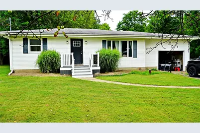 7049 East State Street, Hermitage, PA 16148 - Photo 1