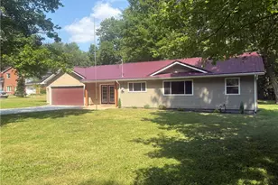 2260 Downing Ln, Hermitage, PA 16148 - Photo 1