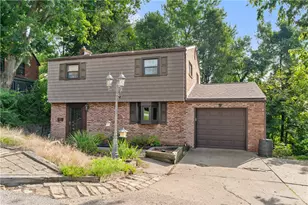 33 Roxbury Rd, Pittsburgh, PA 15221 - Photo 1