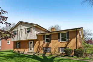 116 Thornberry Dr, Pittsburgh, PA 15235 - Photo 1