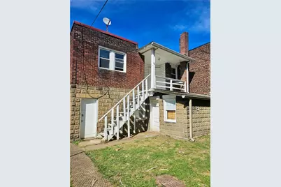 627 5th Ave #1/2, Coraopolis, PA 15108 - Photo 1