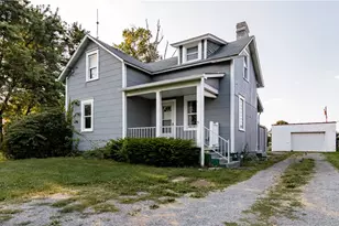 350 High St, Saxonburg Boro, PA 16056 - Photo 1