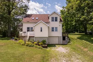 29 Profio Rd, Cecil, PA 15057 - Photo 1