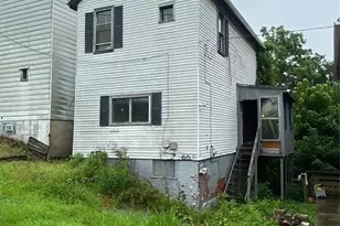 3012 Cronemeyer St, McKeesport, PA 15132 - Photo 1