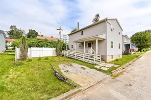 327 Klondike Ave, Unity Township, PA 15650 - Photo 1