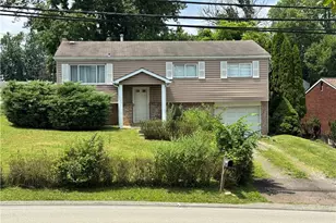 1705 Universal Rd, Pittsburgh, PA 15235 - Photo 1