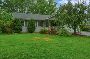 3460 Nearwood Dr, Shenango Township, PA 16101 - Photo 1