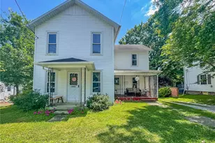 548 E Beaver St, Mercer Boro, PA 16137 - Photo 1