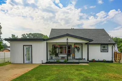 1703 Vanburen St, Aliquippa, PA 15001 - Photo 1