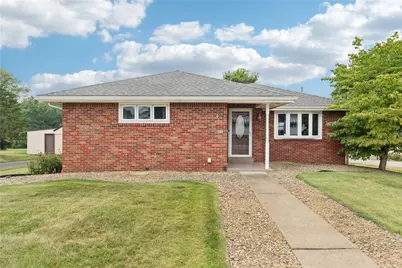 600 Allen Ave, Monaca, PA 15601 - Photo 1