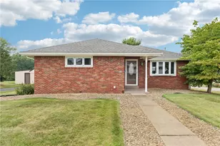 600 Allen Ave, Monaca, PA 15601 - Photo 1